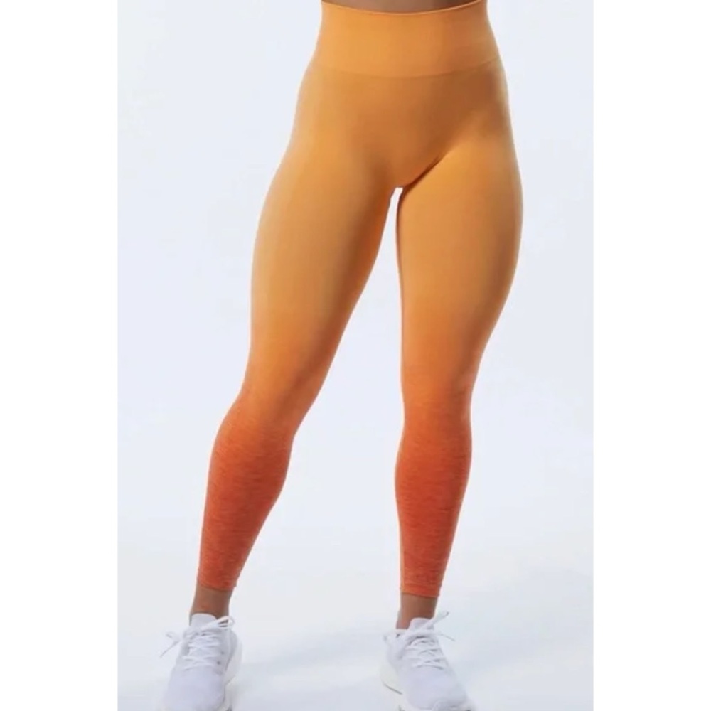 Alphalete Ombre Amplify Leggings Orange